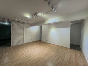 Prédio Comercial com 1.000m² no bairro Moinhos de Vento em Porto Alegre para Alugar