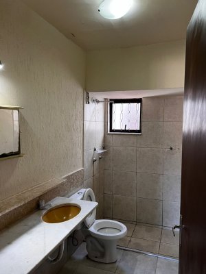 Casa com 160m², 3 dormitórios no bairro Petrópolis em Porto Alegre para Alugar