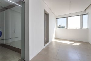 Salas/Conjuntos com 170m² no bairro Centro Histórico em Porto Alegre para Alugar