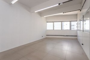 Salas/Conjuntos com 170m² no bairro Centro Histórico em Porto Alegre para Alugar