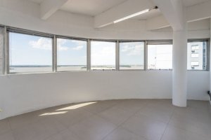 Salas/Conjuntos com 170m² no bairro Centro Histórico em Porto Alegre para Alugar