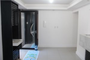 Prédio Comercial com 450m² no bairro Auxiliadora em Porto Alegre para Alugar