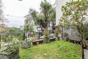Casa com 120m², 2 dormitórios no bairro Petrópolis em Porto Alegre para Alugar