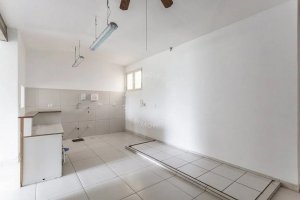 Casa com 120m², 2 dormitórios no bairro Petrópolis em Porto Alegre para Alugar
