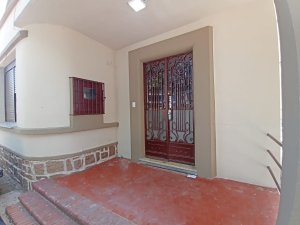 Casa comercial com 280m² no bairro Petrópolis em Porto Alegre para Alugar