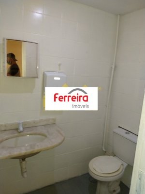 Loja com 240m² no bairro Jardim Lindóia em Porto Alegre para Alugar