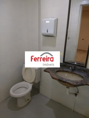 Loja com 240m² no bairro Jardim Lindóia em Porto Alegre para Alugar