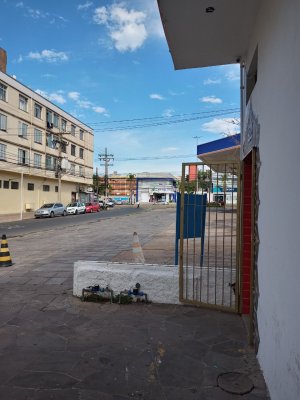 Loja com 240m² no bairro Jardim Lindóia em Porto Alegre para Alugar