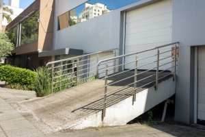 Salas/Conjuntos com 90m² no bairro Petrópolis em Porto Alegre para Alugar