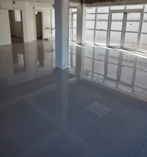 Salas/Conjuntos com 90m² no bairro Petrópolis em Porto Alegre para Alugar