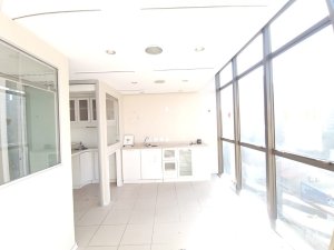 Salas/Conjuntos com 30m² no bairro Petrópolis em Porto Alegre para Alugar