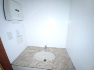 Salas/Conjuntos com 30m² no bairro Petrópolis em Porto Alegre para Alugar