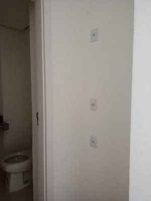 Salas/Conjuntos com 32m² no bairro Petrópolis em Porto Alegre para Alugar