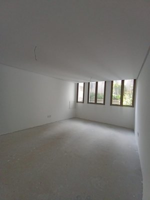 Salas/Conjuntos com 32m² no bairro Petrópolis em Porto Alegre para Alugar