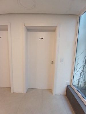 Salas/Conjuntos com 32m² no bairro Petrópolis em Porto Alegre para Alugar