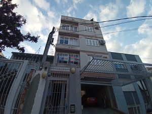 Apartamento com 75m², 2 dormitórios no bairro Petrópolis em Porto Alegre para Alugar