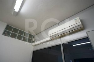 Salas/Conjuntos com 157m² no bairro Centro Histórico em Porto Alegre para Alugar