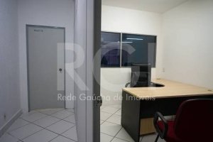 Salas/Conjuntos com 157m² no bairro Centro Histórico em Porto Alegre para Alugar