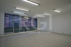 Salas/Conjuntos com 157m² no bairro Centro Histórico em Porto Alegre para Alugar