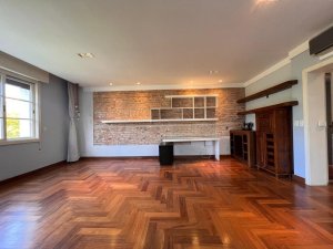 Apartamento com 142m², 2 dormitórios no bairro Moinhos de Vento em Porto Alegre para Alugar