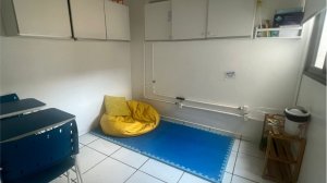 Prédio Comercial com 450m² no bairro Auxiliadora em Porto Alegre para Alugar