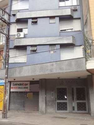 Loja com 100m² no bairro Centro Histórico em Porto Alegre para Alugar