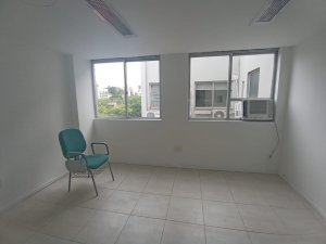 Salas/Conjuntos com 154m² no bairro Independência em Porto Alegre para Alugar