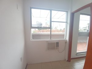 Salas/Conjuntos com 154m² no bairro Independência em Porto Alegre para Alugar