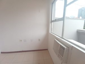 Salas/Conjuntos com 154m² no bairro Independência em Porto Alegre para Alugar