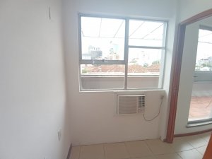 Salas/Conjuntos com 154m² no bairro Independência em Porto Alegre para Alugar