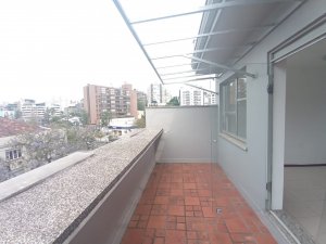 Salas/Conjuntos com 154m² no bairro Independência em Porto Alegre para Alugar
