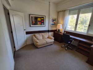 Apartamento com 340m², 3 dormitórios no bairro Moinhos de Vento em Porto Alegre para Alugar