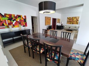 Apartamento com 340m², 3 dormitórios no bairro Moinhos de Vento em Porto Alegre para Alugar