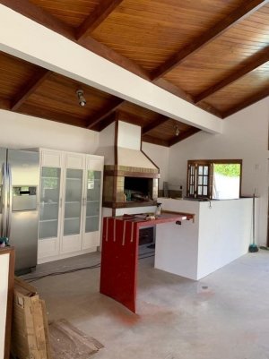 Casa com 500m², 3 dormitórios no bairro Glória em Porto Alegre para Alugar