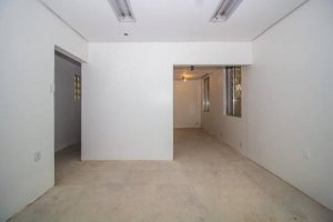 Casa Comercial com 164m² no bairro Floresta em Porto Alegre para Alugar