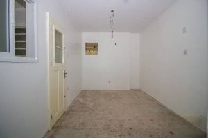 Casa Comercial com 164m² no bairro Floresta em Porto Alegre para Alugar