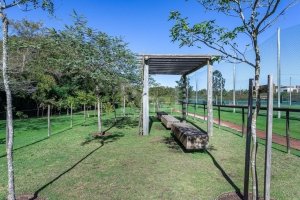 Casa Condominio com 339m², 4 dormitórios no bairro Vila Nova em Porto Alegre para Alugar