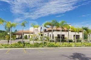 Casa Condominio com 339m², 4 dormitórios no bairro Vila Nova em Porto Alegre para Alugar