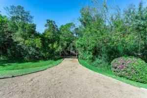 Casa Condominio com 339m², 4 dormitórios no bairro Vila Nova em Porto Alegre para Alugar