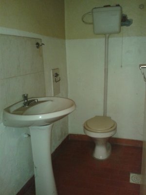 Depósito/Pavilhão com 200m² no bairro Navegantes em Porto Alegre para Alugar