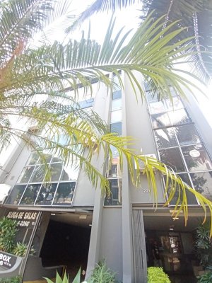 Salas/Conjuntos com 55m² no bairro Petrópolis em Porto Alegre para Alugar