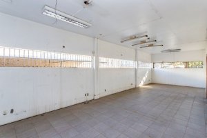 Galpão com 600m² no bairro Farrapos em Porto Alegre para Alugar