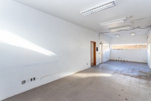 Galpão com 600m² no bairro Farrapos em Porto Alegre para Alugar
