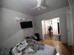 Casa com 209m², 4 dormitórios no bairro Auxiliadora em Porto Alegre para Alugar