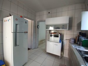 Casa com 209m², 4 dormitórios no bairro Auxiliadora em Porto Alegre para Alugar