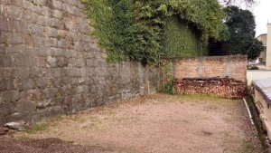 Casa com 80m², 4 dormitórios no bairro Floresta em Porto Alegre para Alugar