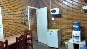 Casa com 80m², 4 dormitórios no bairro Floresta em Porto Alegre para Alugar