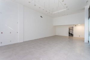 Loja com 76m² no bairro Praia de Belas em Porto Alegre para Alugar