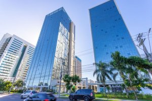 Loja com 76m² no bairro Praia de Belas em Porto Alegre para Alugar
