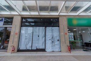 Loja com 64m² no bairro Praia de Belas em Porto Alegre para Alugar